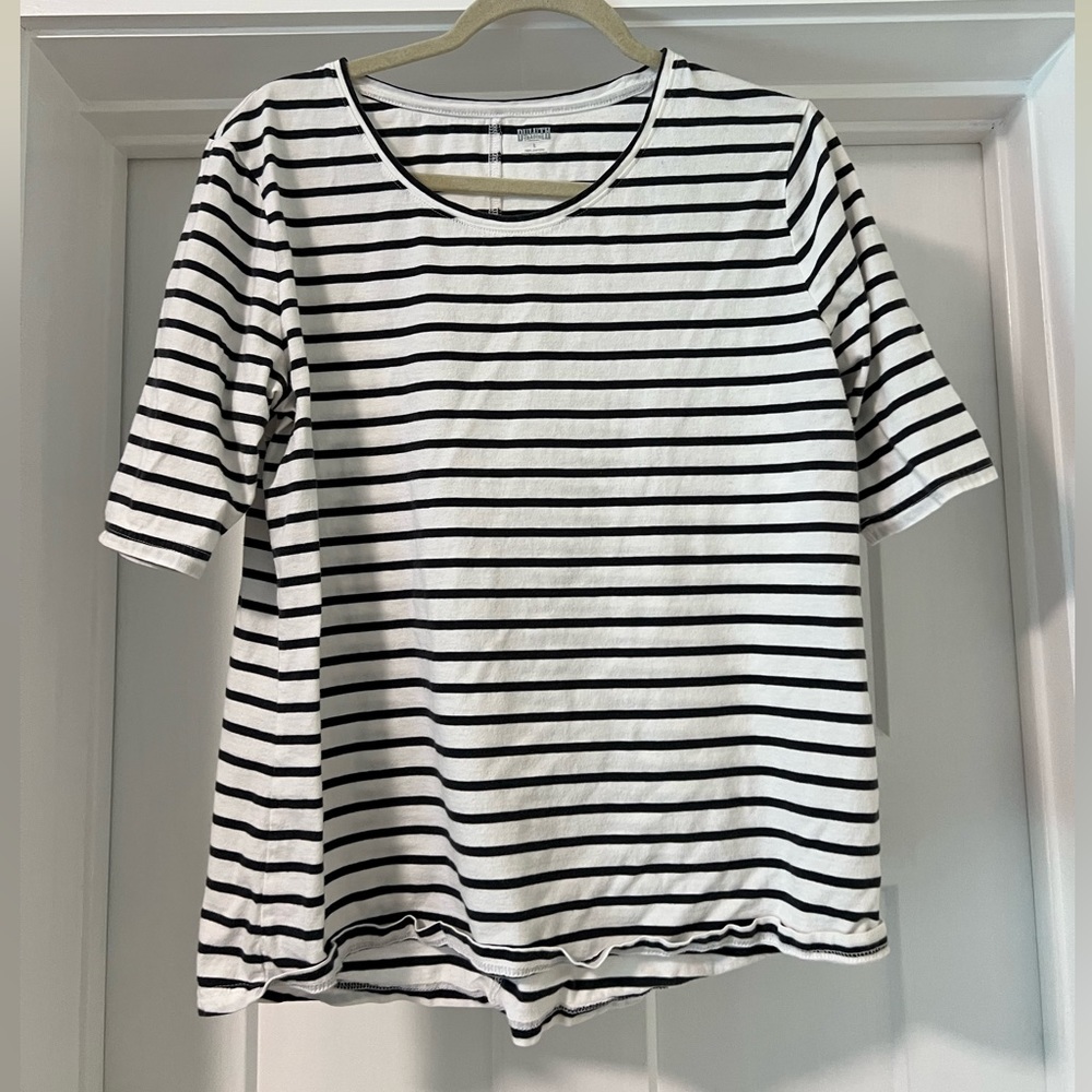 Duluth Trading Co Striped Tee L